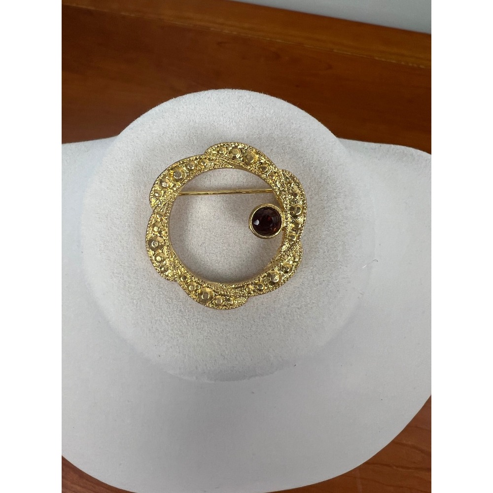 Vintage Gold Tone Circle Brooch Scalloped Wreath Red Rhinestone Pin